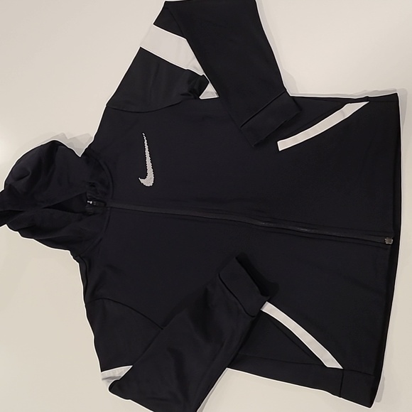 Nike Hoodie - Picture 1 of 3
